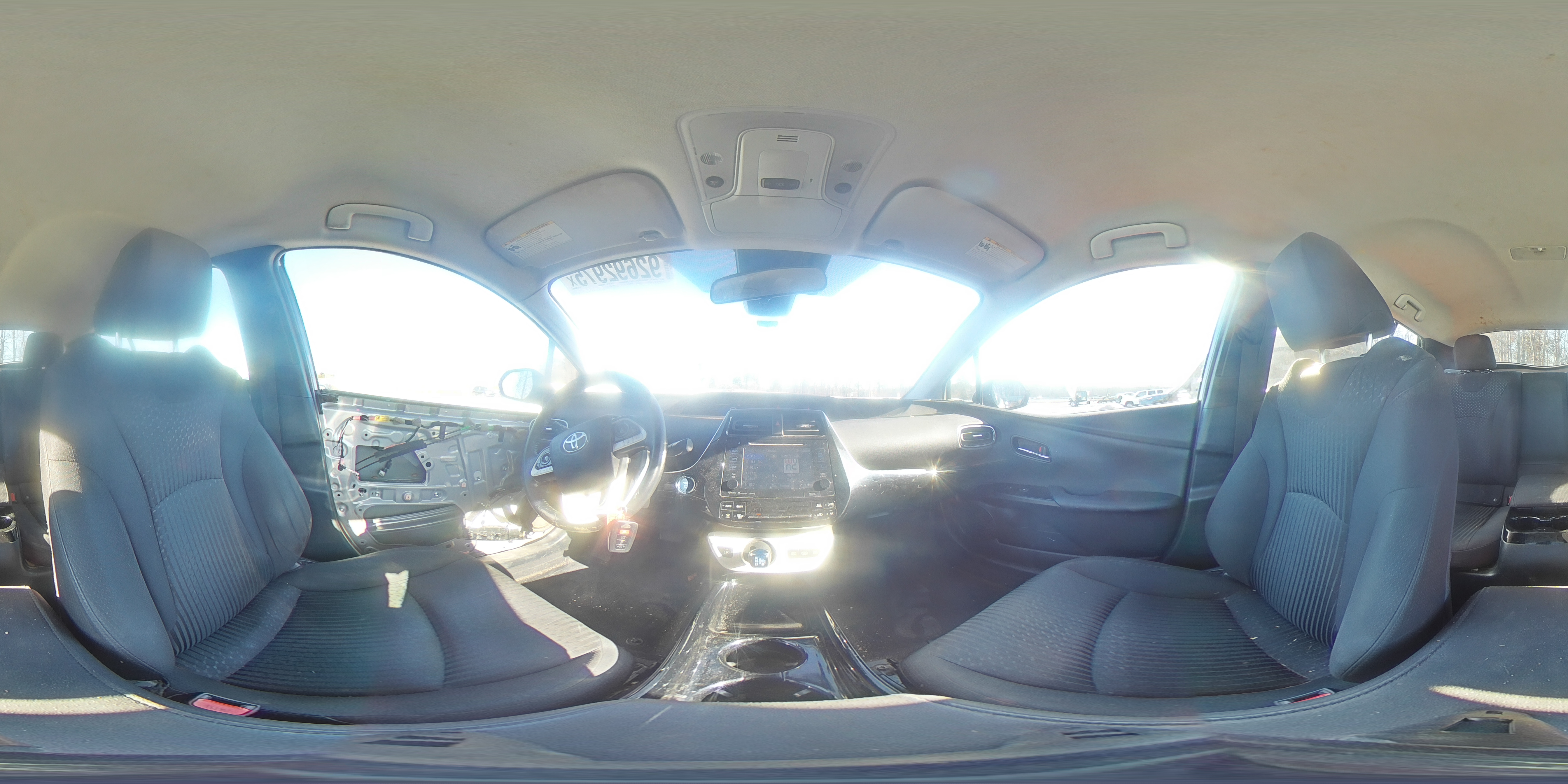 2017 Toyota Prius Prime VIN: JTDKARFP8H3061220 Lot: 92692975