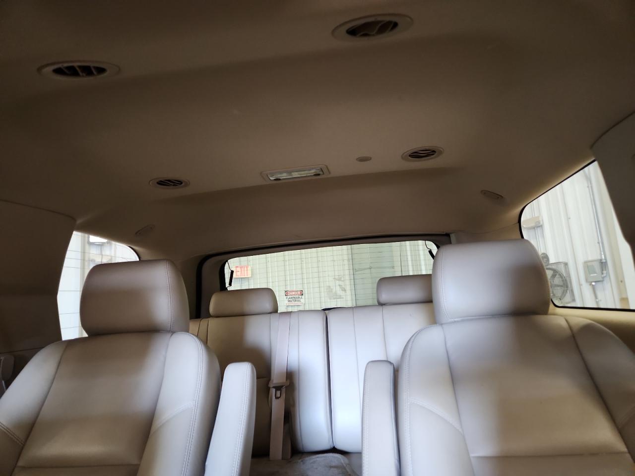 2011 Chevrolet Tahoe K1500 Ltz VIN: 1GNSKCE00BR220757 Lot: 92479415