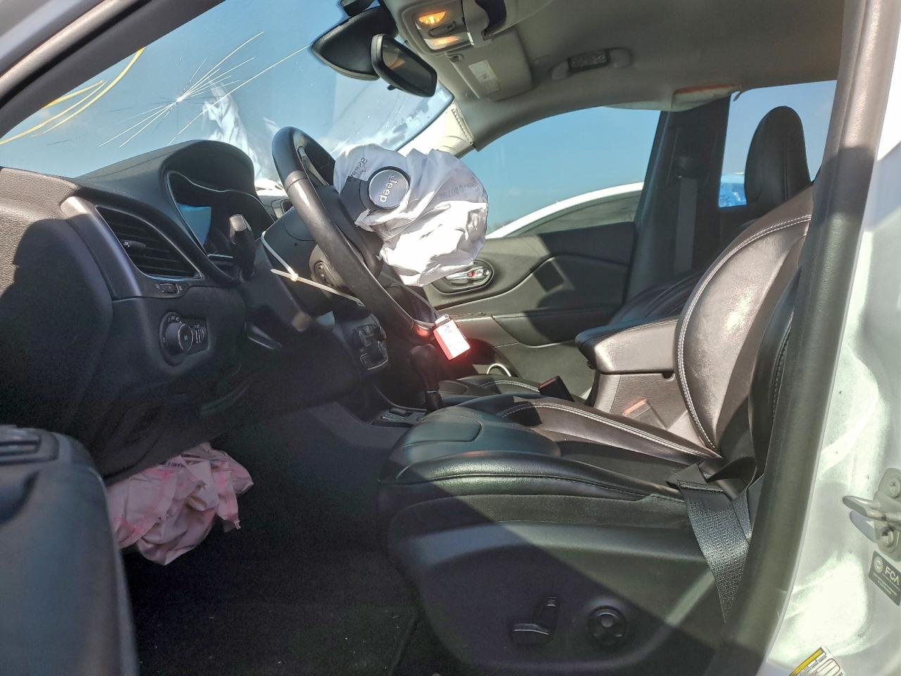 2021 Jeep Cherokee Latitude Plus VIN: 1C4PJLLB6MD112097 Lot: 92657175