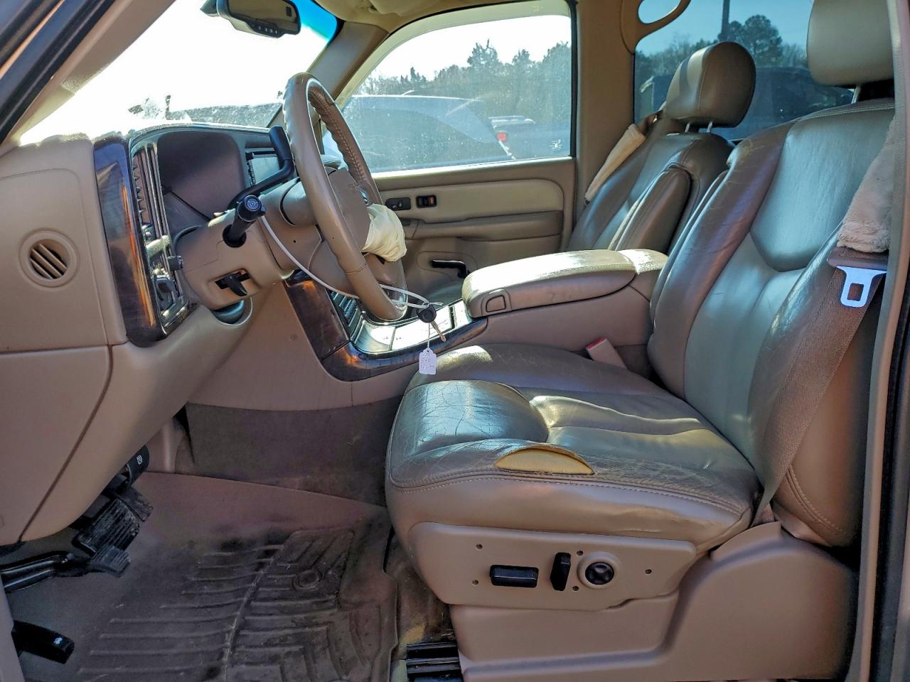 2006 GMC Yukon Denali VIN: 1GKEK63U06J161764 Lot: 94390895