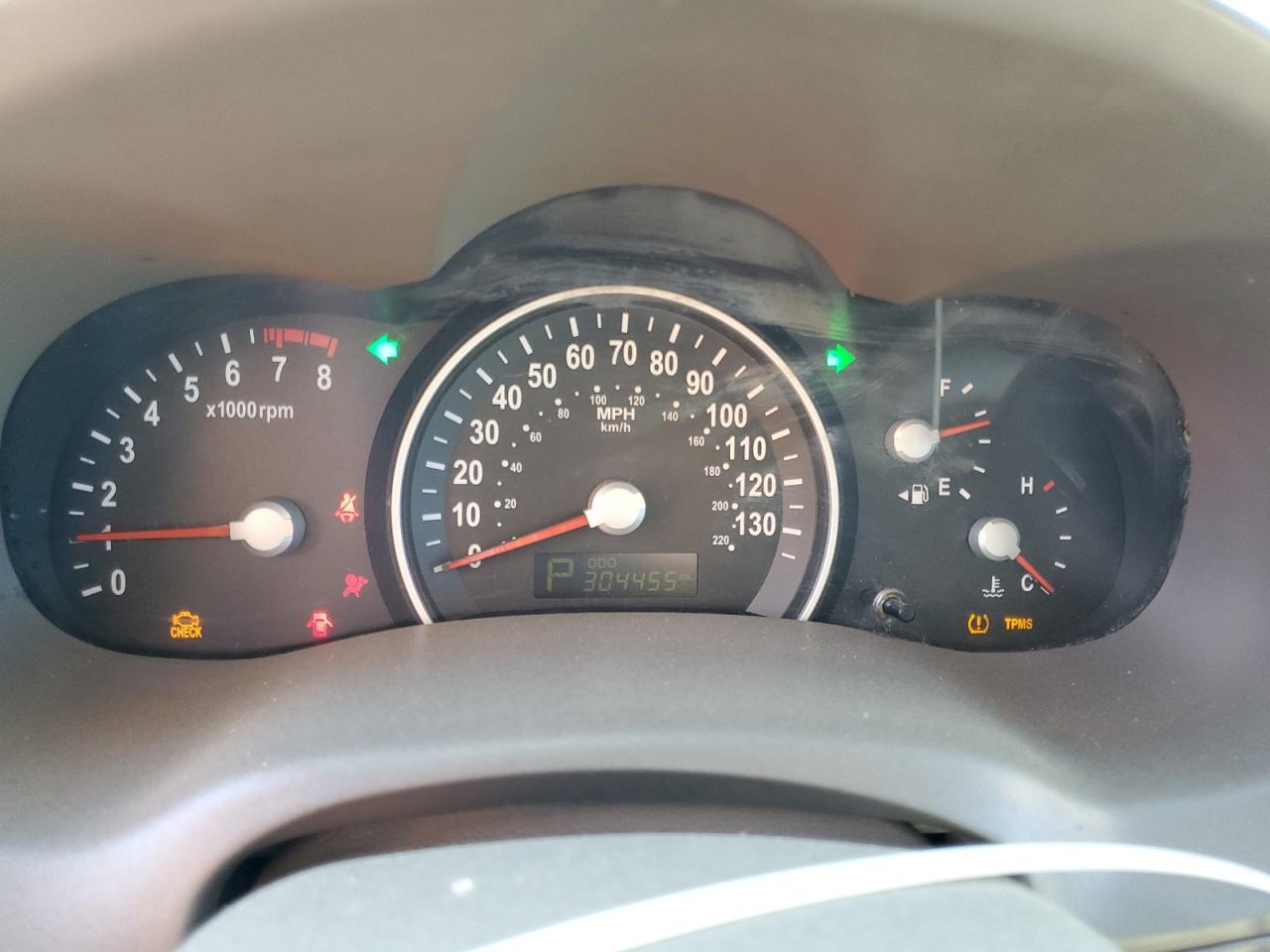 2011 Kia Sedona Lx VIN: KNDMG4C70B6377893 Lot: 92242505