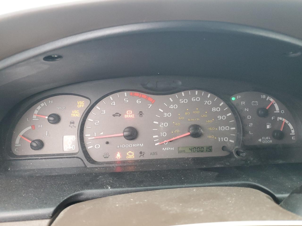 2004 Toyota Sequoia Sr5 VIN: 5TDBT44A94S221142 Lot: 93454665