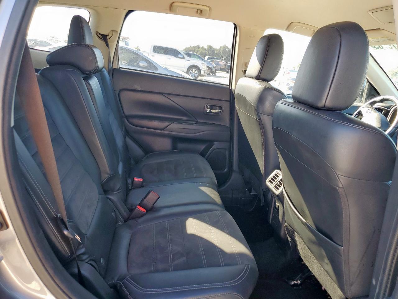 2019 Mitsubishi Outlander Se VIN: JA4AZ3A35KZ044489 Lot: 91779785