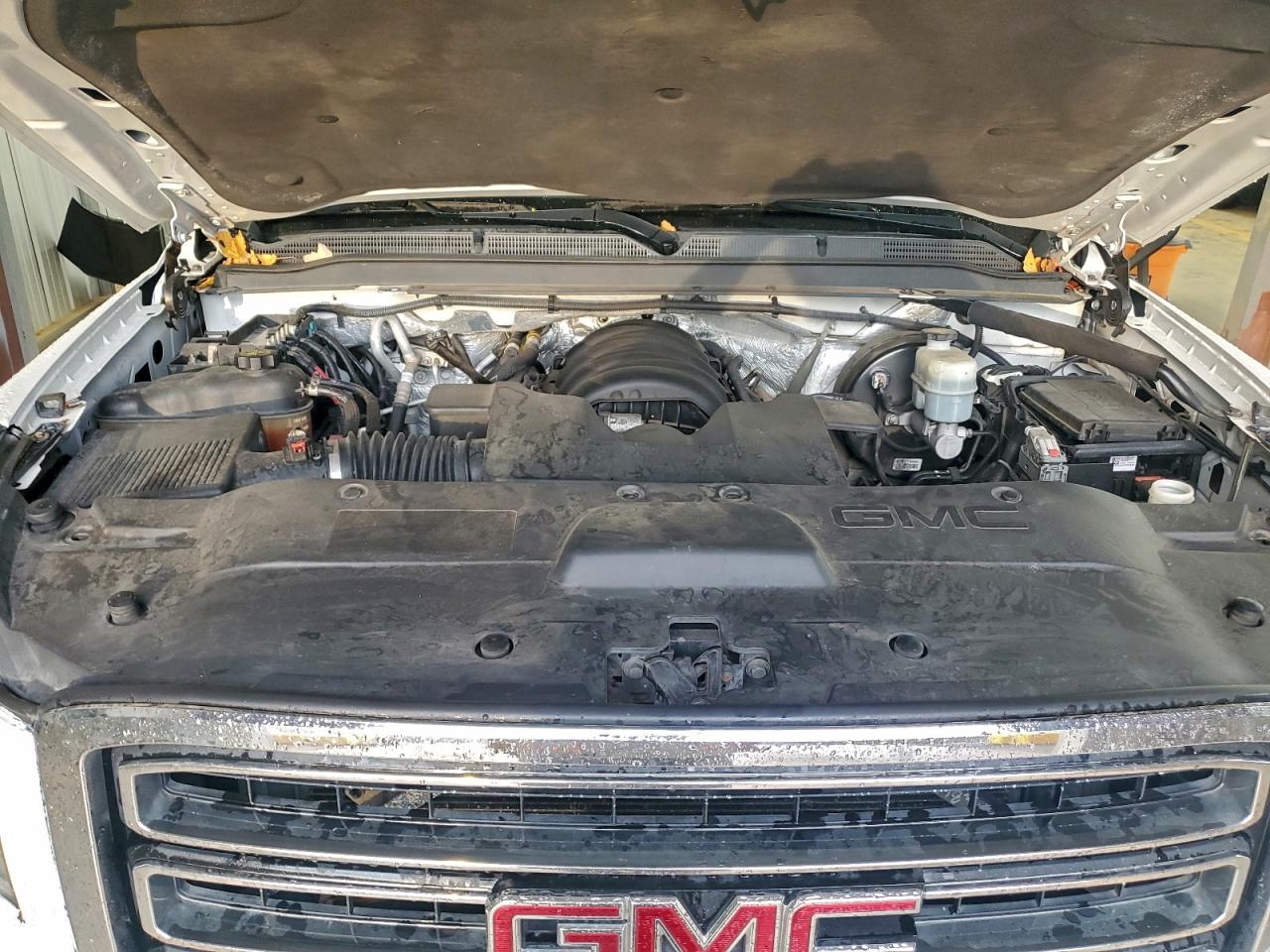 2015 GMC Yukon Sle VIN: 1GKS1AKC1FR111068 Lot: 94536145