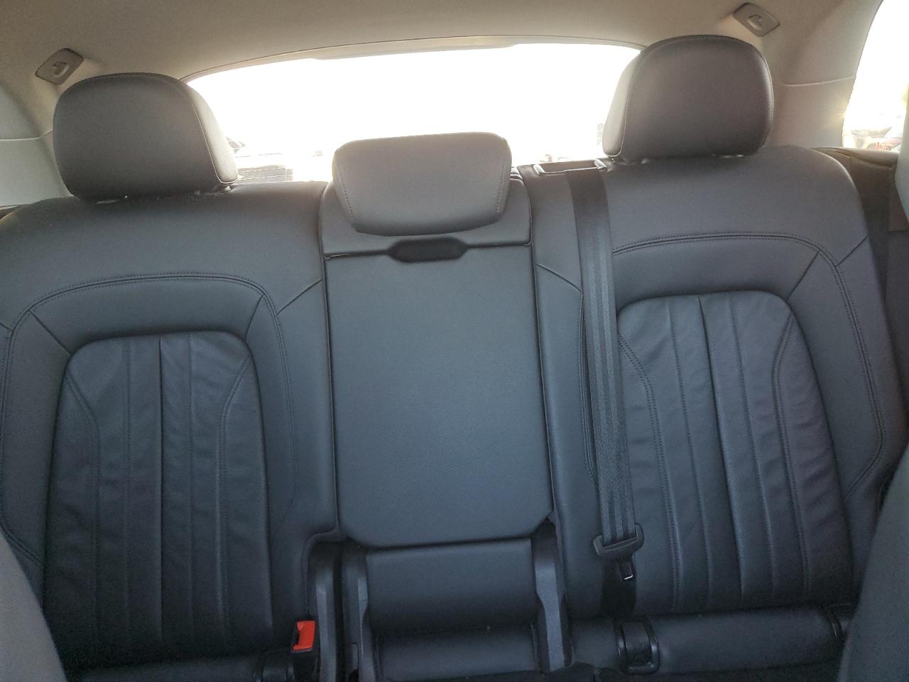 2018 Audi Q5 Premium VIN: WA1ANAFYXJ2005358 Lot: 90679815