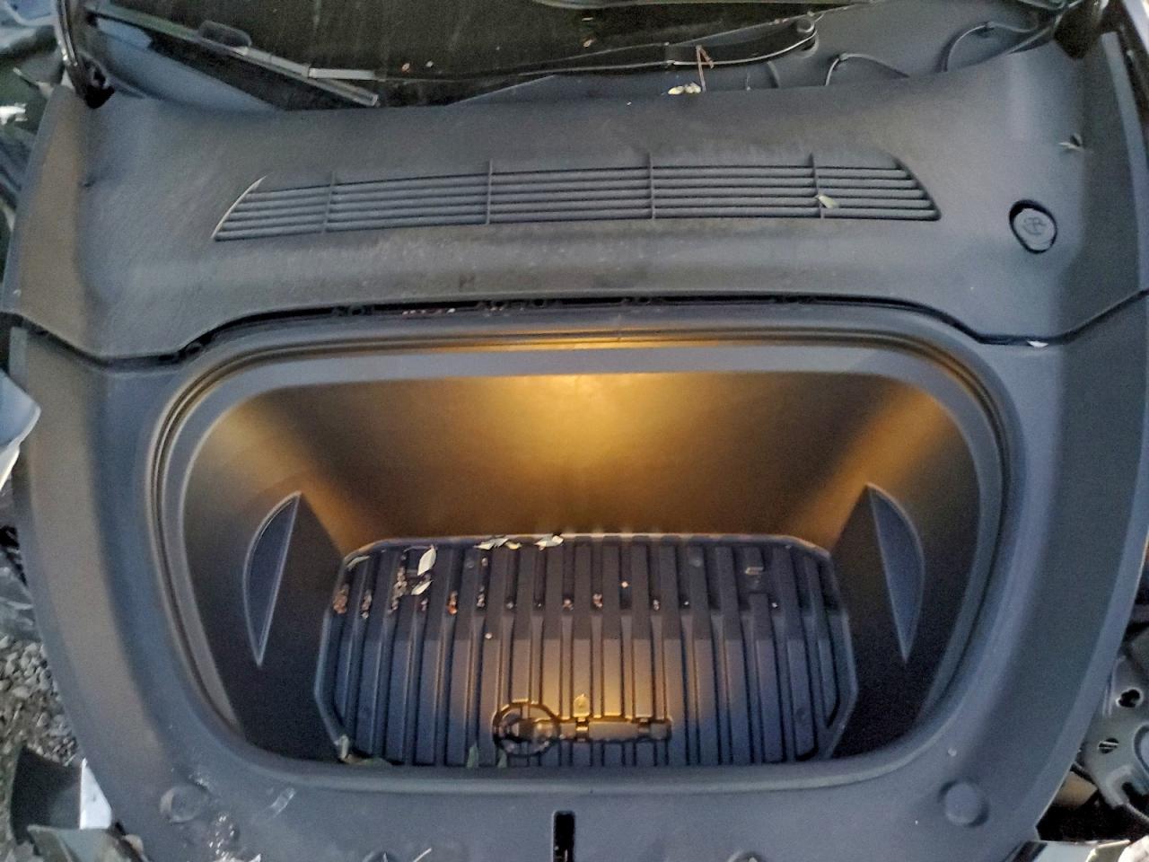 2025 Tesla Model Y VIN: 7SAYGDED4SF280739 Lot: 94545395