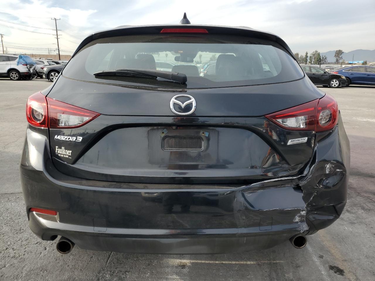 2018 Mazda 3 Touring VIN: 3MZBN1L35JM167875 Lot: 92481755