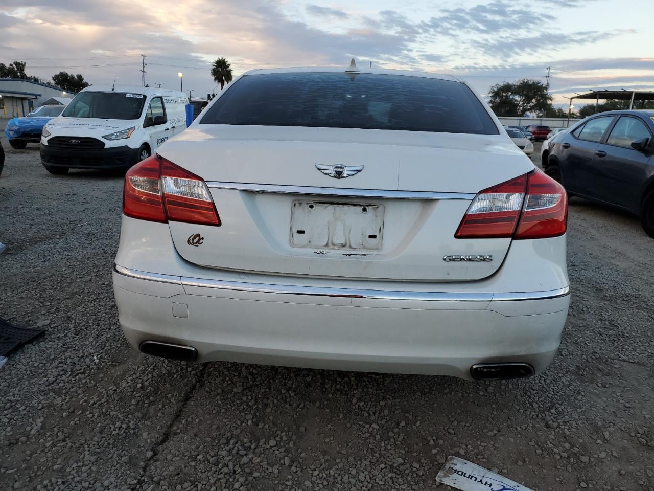 2012 Hyundai Genesis 3.8L VIN: KMHGC4DD2CU152607 Lot: 92529225