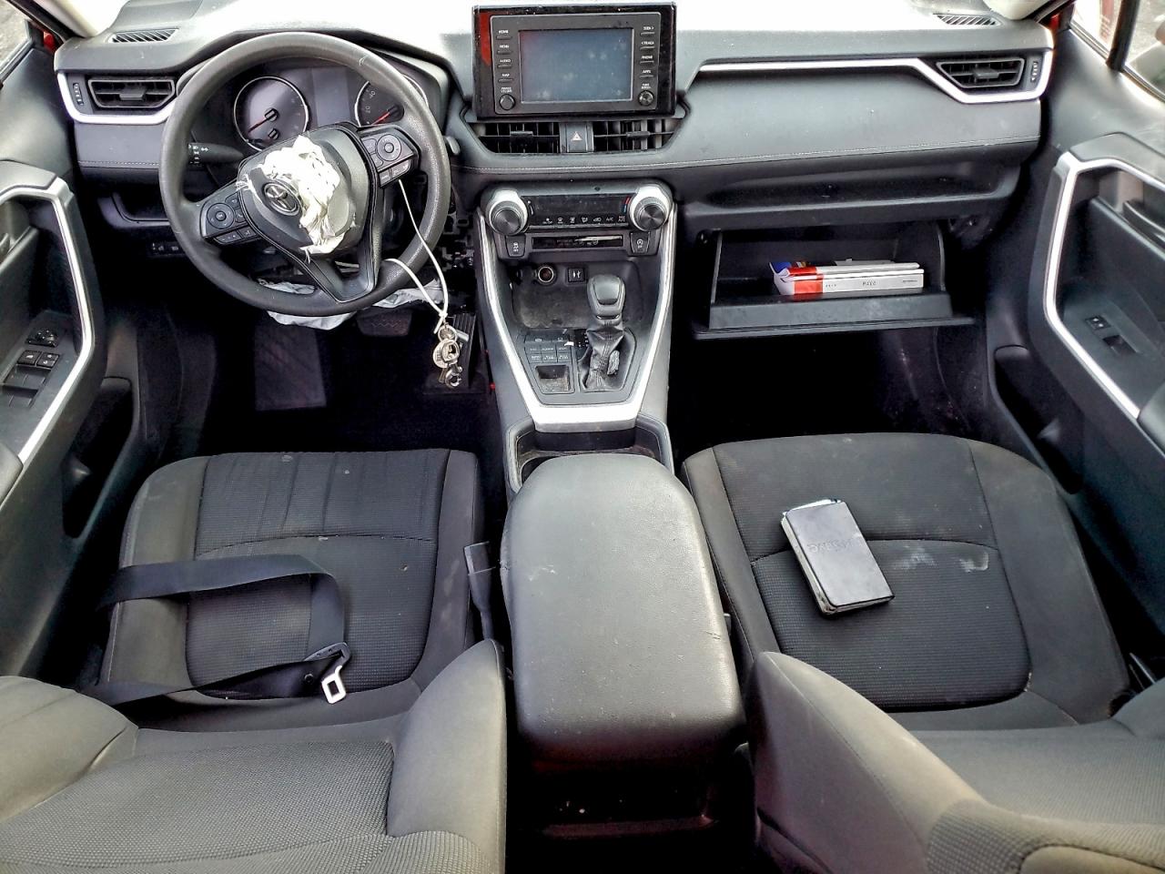 2019 Toyota Rav4 Le VIN: JTMF1RFV3KD513365 Lot: 93857705