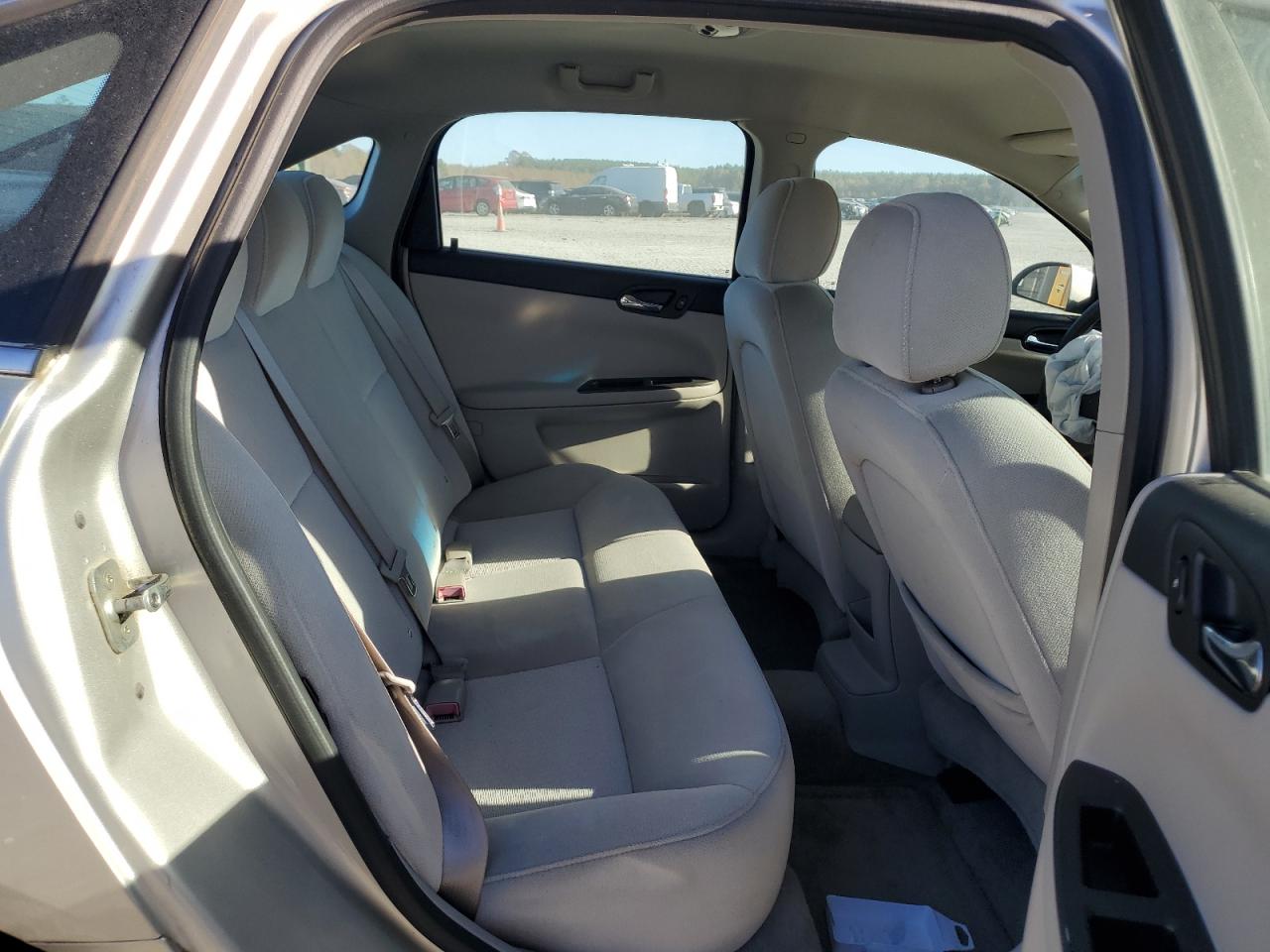 2008 Chevrolet Impala Ls VIN: 2G1WB55K081240881 Lot: 92420755