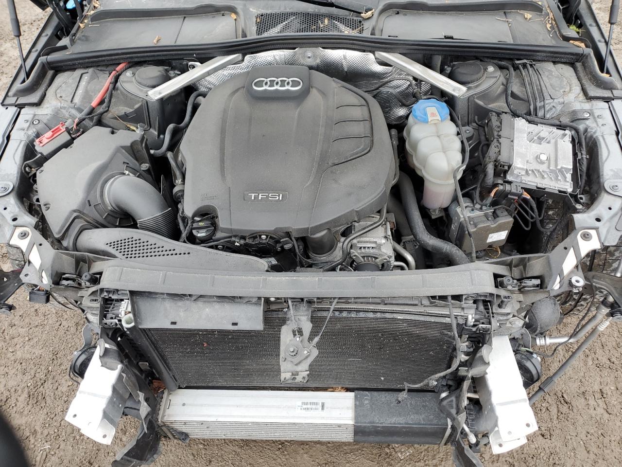 2017 Audi A4 Prestige VIN: WAUFNAF44HN045255 Lot: 91270395