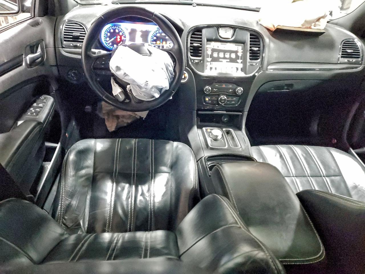 2018 Chrysler 300 S VIN: 2C3CCAEGXJH922860 Lot: 93882095