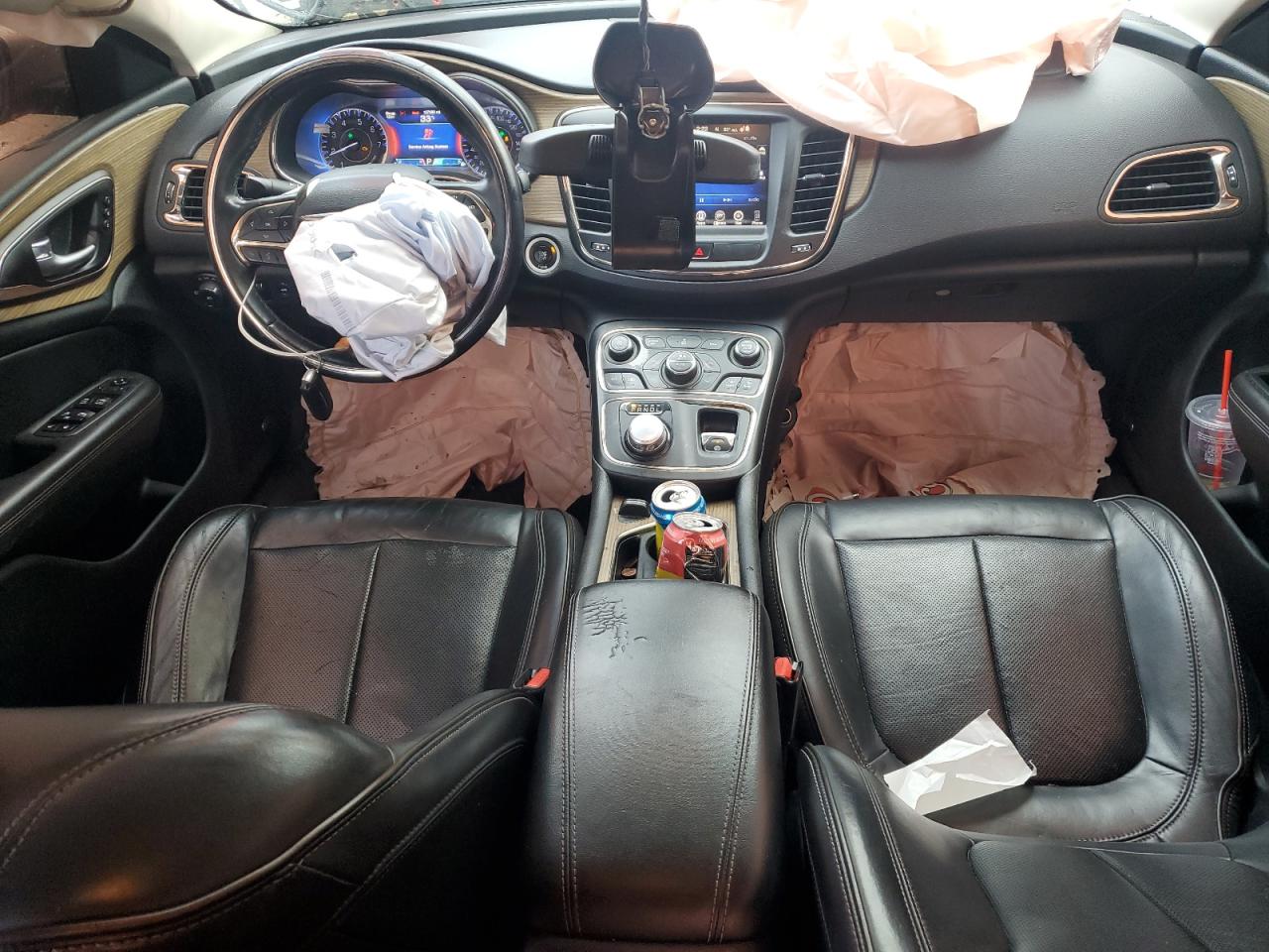 2015 Chrysler 200 C VIN: 1C3CCCCB4FN567153 Lot: 90307945