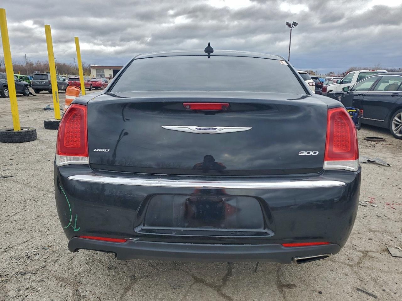 2019 Chrysler 300 Touring VIN: 2C3CCARG1KH556685 Lot: 93941905