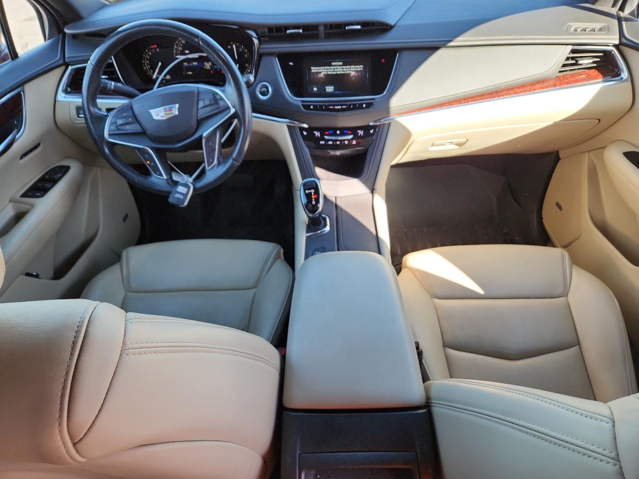 2018 Cadillac Xt5 Luxury VIN: 1GYKNDRS8JZ239289 Lot: 92200905