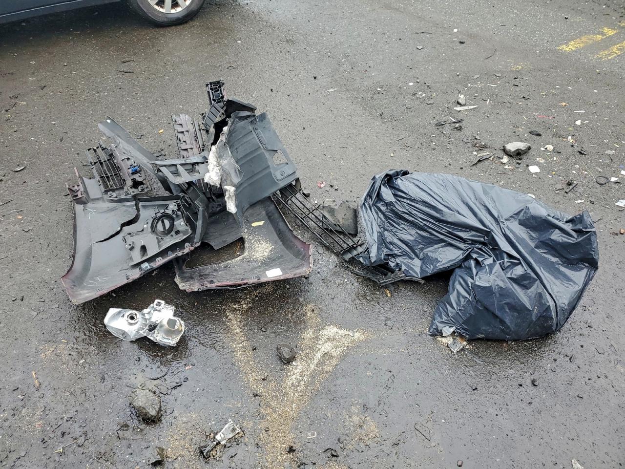 2019 Toyota Highlander Le VIN: 5TDBZRFHXKS726061 Lot: 94275365