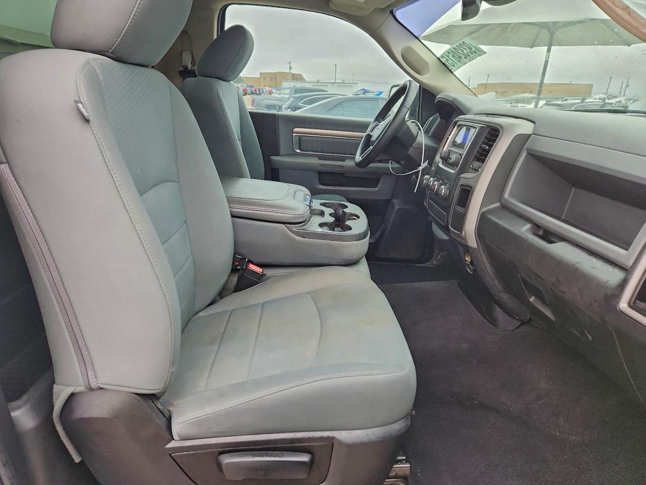 2017 Ram 1500 St VIN: 3C6JR6AG0HG658943 Lot: 93324615