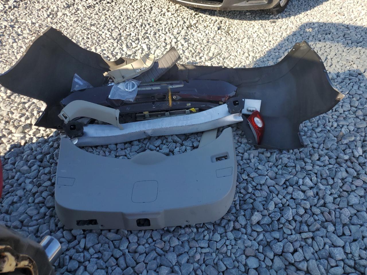 2011 Nissan Rogue S VIN: JN8AS5MT3BW166677 Lot: 93440935