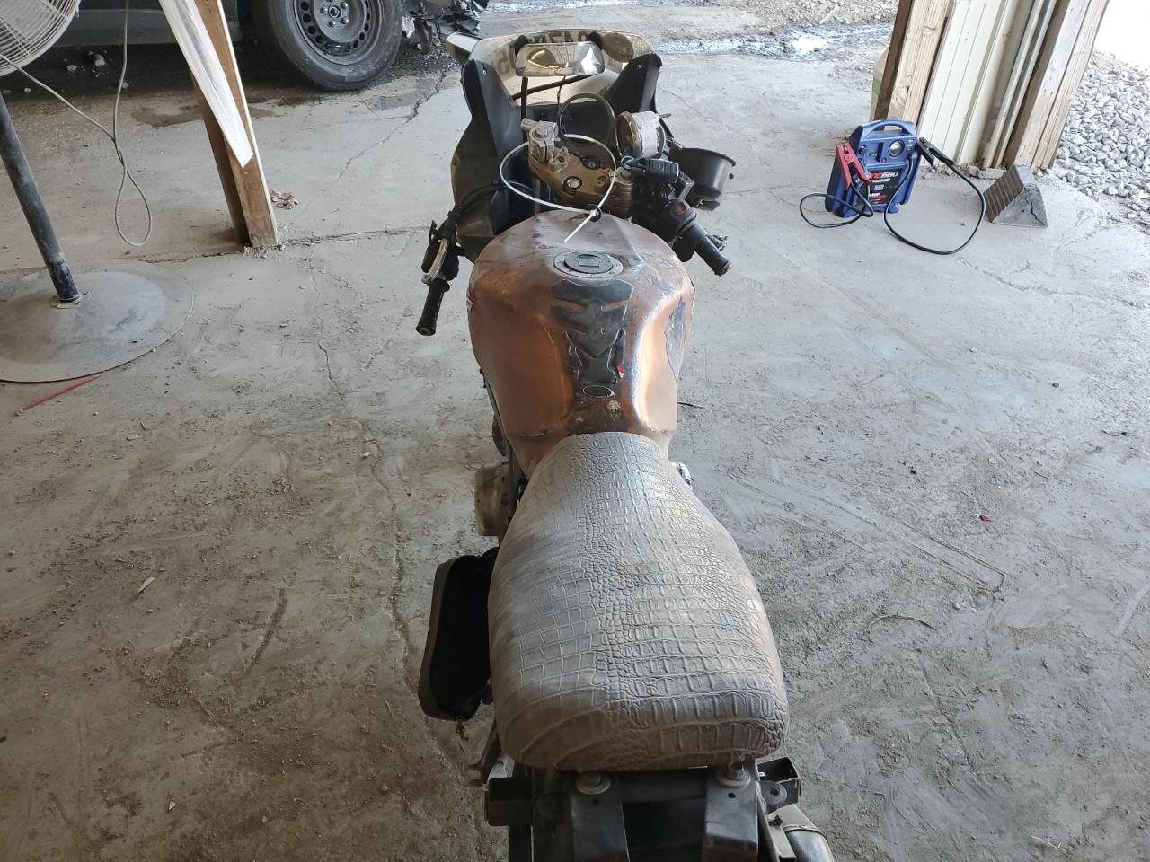 2005 Suzuki Gs500 Fk VIN: VTTGM51AX52102681 Lot: 92470305