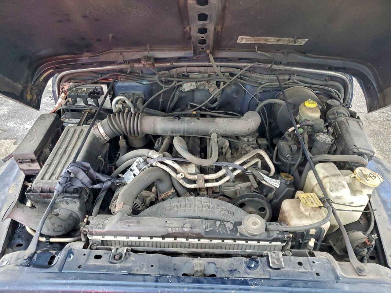 2002 Jeep Wrangler / Tj Sport VIN: 1J4FA49S72P713727 Lot: 94110965