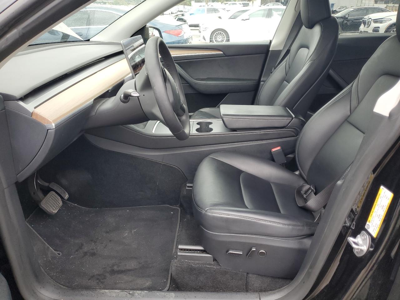 2023 Tesla Model Y VIN: 7SAYGDEE3PF860712 Lot: 92910695