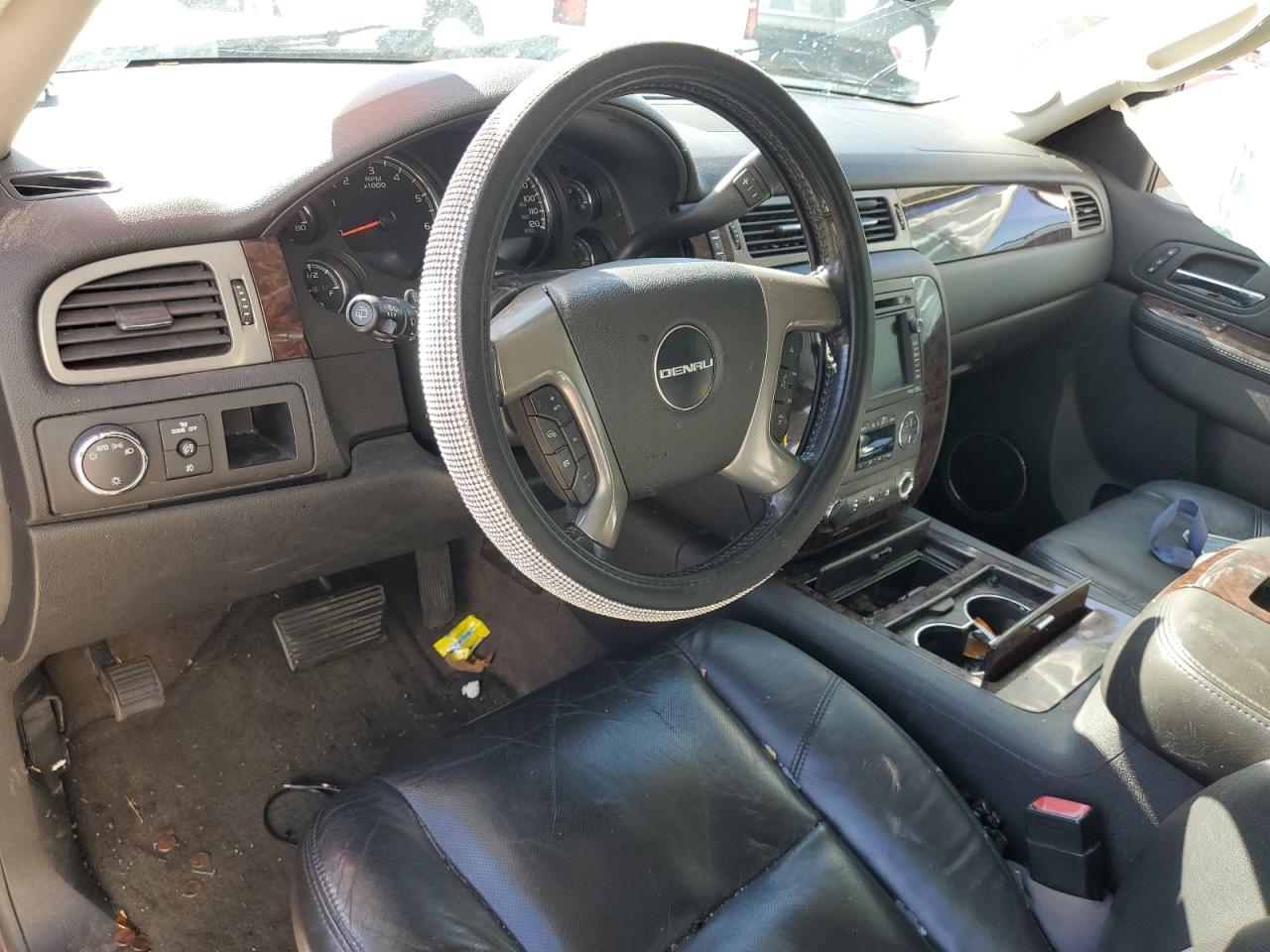 2010 GMC Yukon Xl Denali VIN: 1GKUKMEF6AR181168 Lot: 92348245