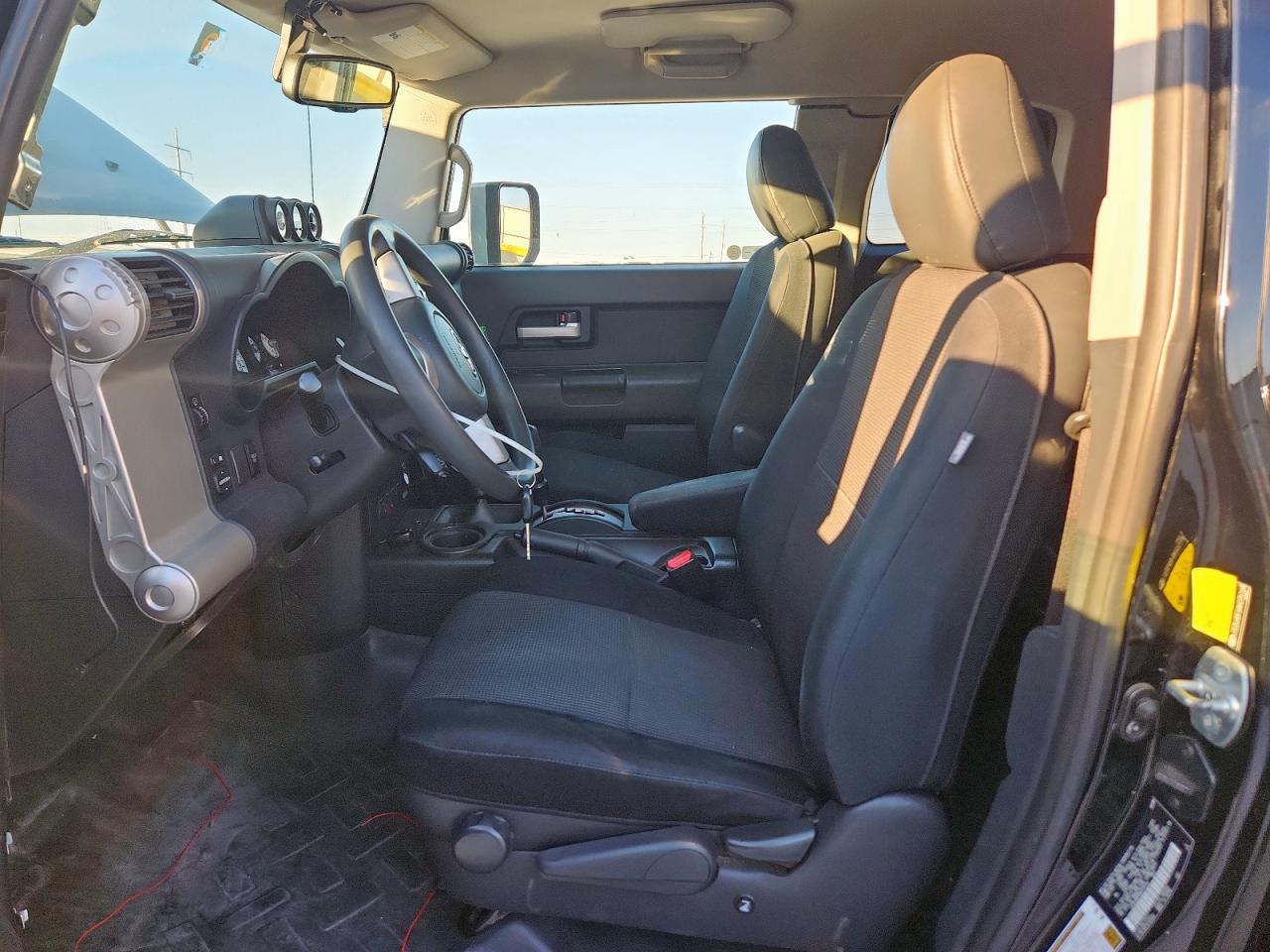 2010 Toyota Fj Cruiser VIN: JTEBU4BF8AK075164 Lot: 92735335