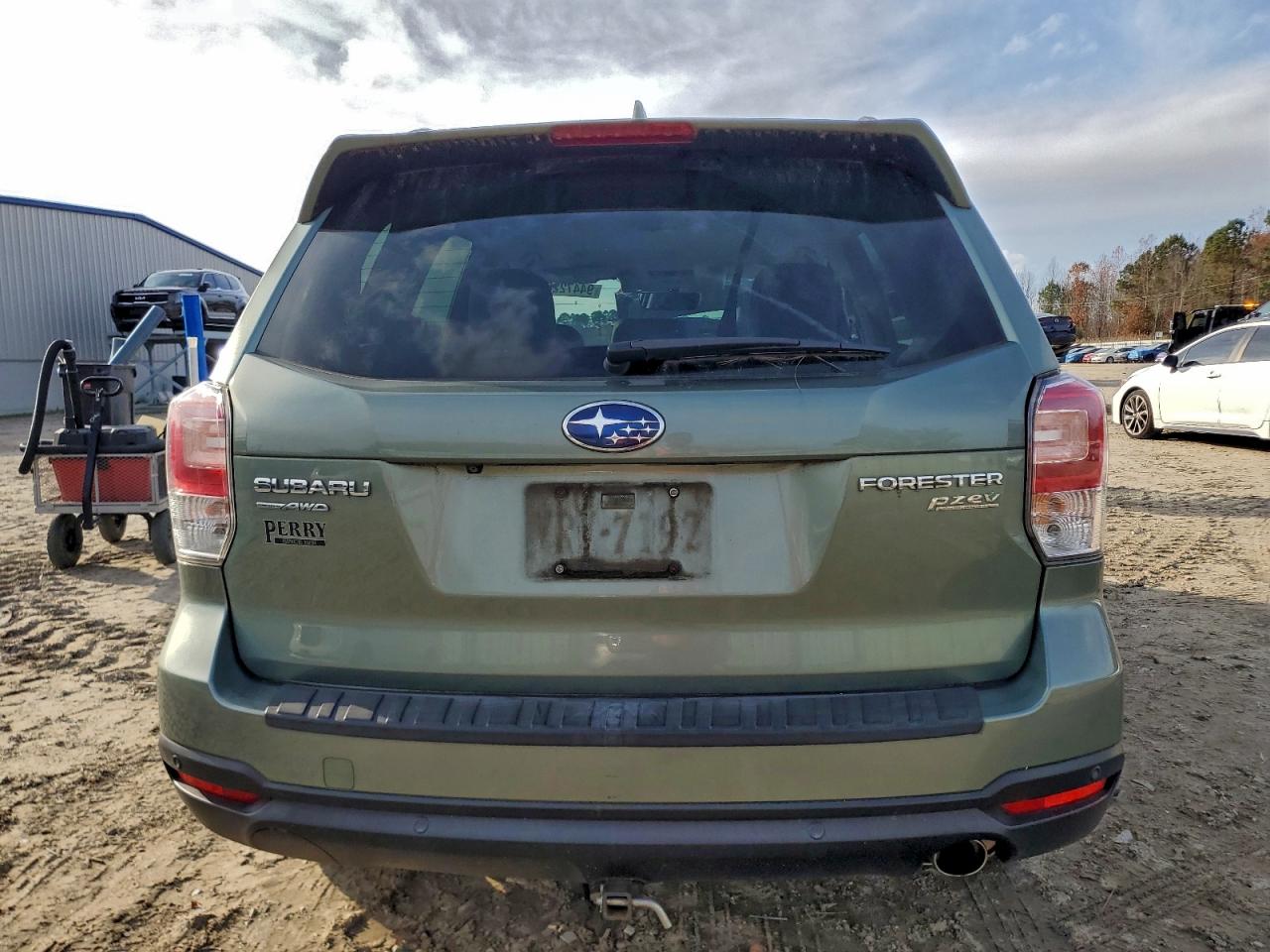 2017 Subaru Forester 2.5I Limited VIN: JF2SJARCXHH437074 Lot: 94472205