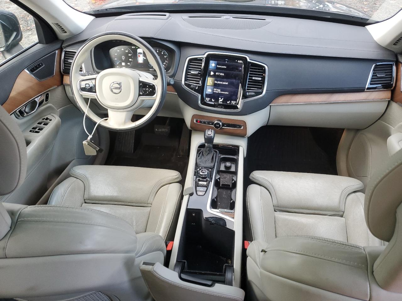 2016 Volvo Xc90 T6 VIN: YV4A22PL5G1038321 Lot: 93381695