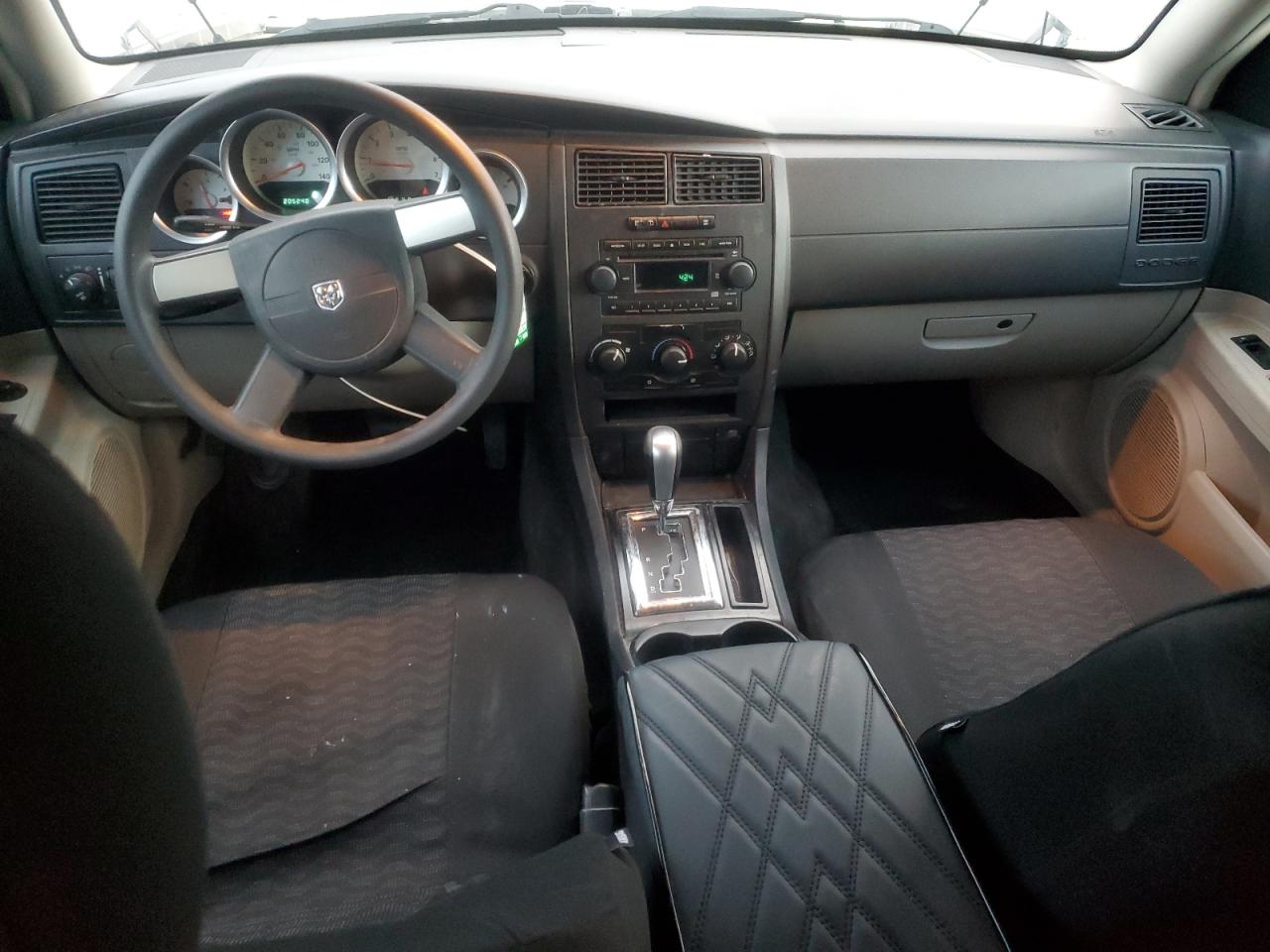 2005 Dodge Magnum Sxt VIN: 2D4GZ48V55H646944 Lot: 93517375