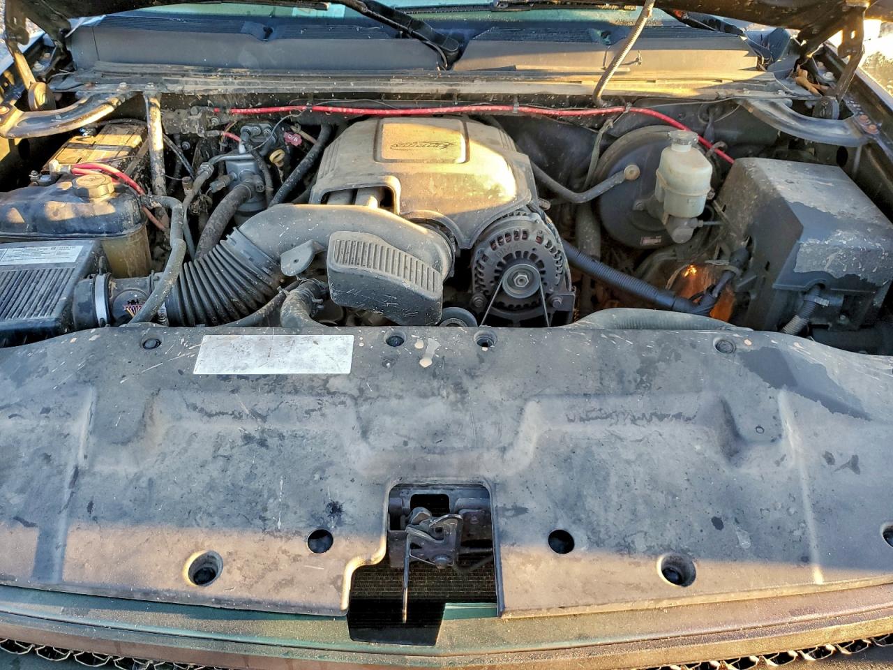 2008 Chevrolet Silverado C1500 VIN: 2GCEC19C581327784 Lot: 93272805