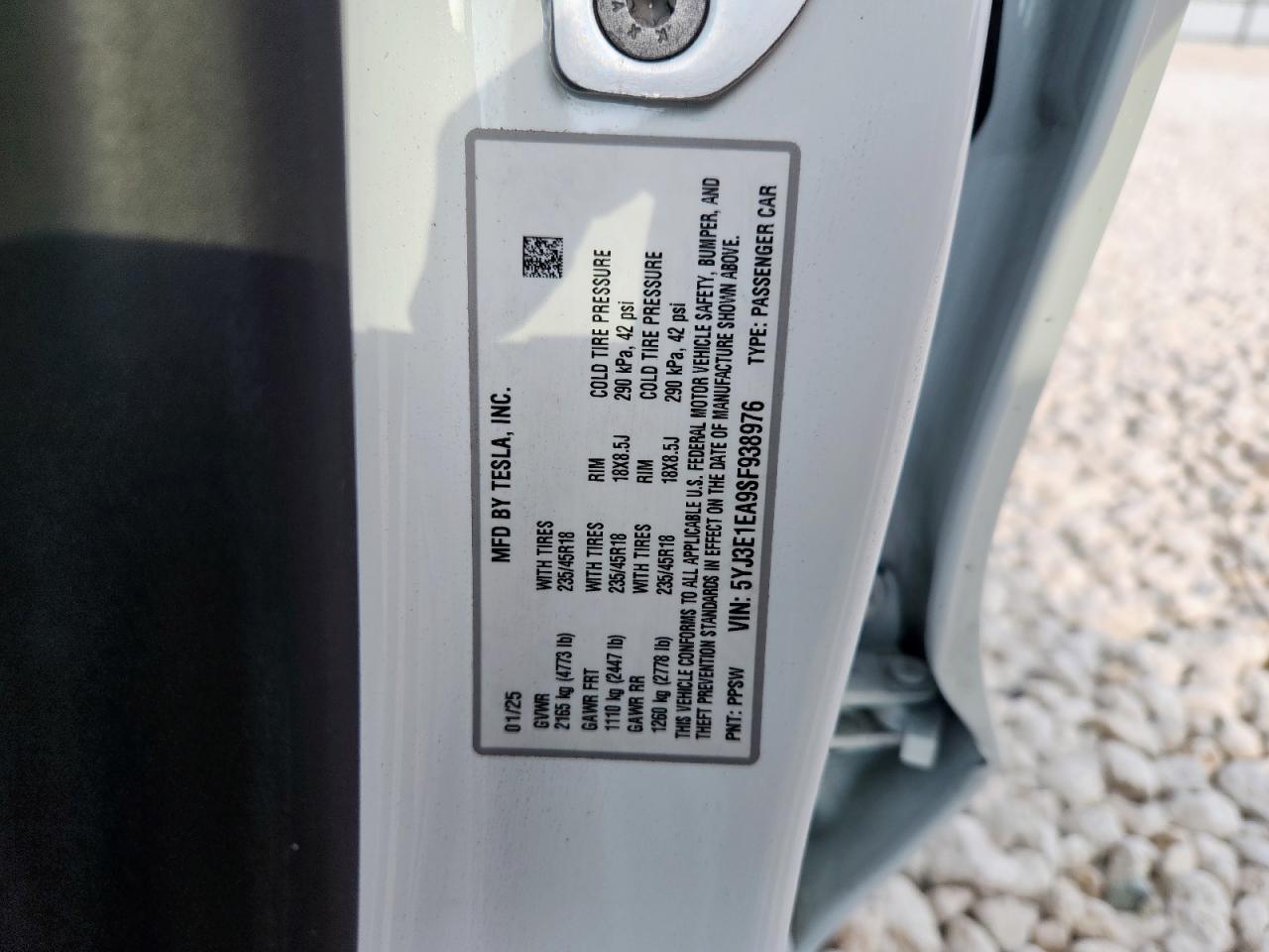 2025 Tesla Model 3 VIN: 5YJ3E1EA9SF938976 Lot: 93082875