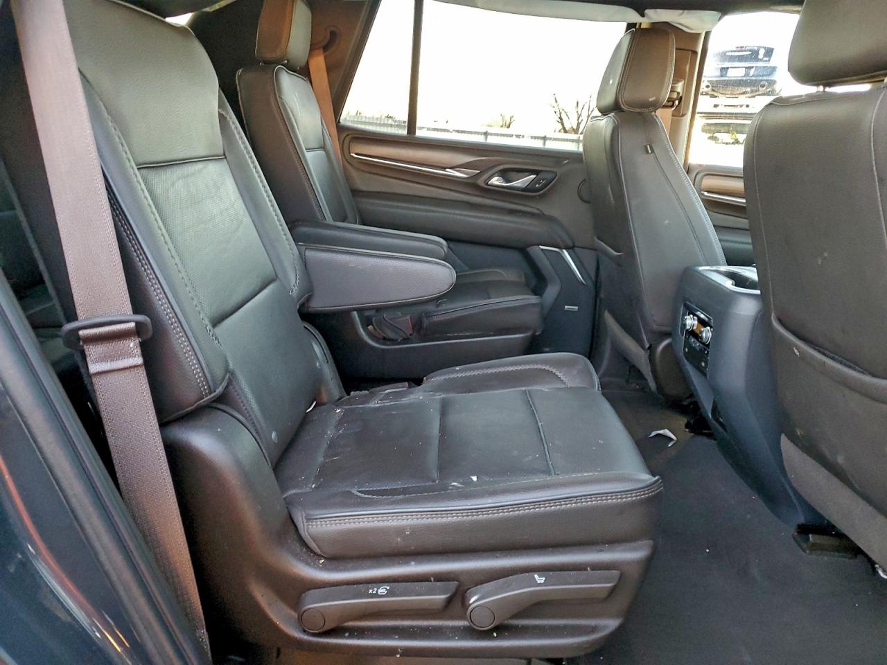 2021 GMC Yukon Denali VIN: 1GKS2DKL6MR244923 Lot: 93685115