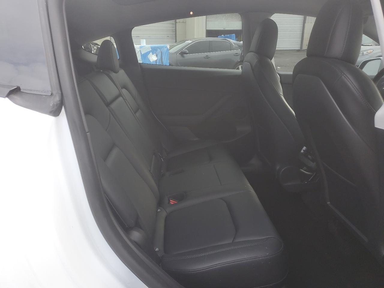 2022 Tesla Model Y VIN: 7SAYGDEE3NF444284 Lot: 92721865