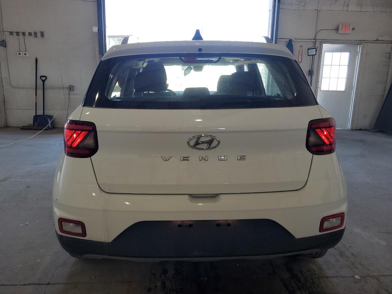 2022 Hyundai Venue Sel VIN: KMHRC8A38NU176554 Lot: 91612085