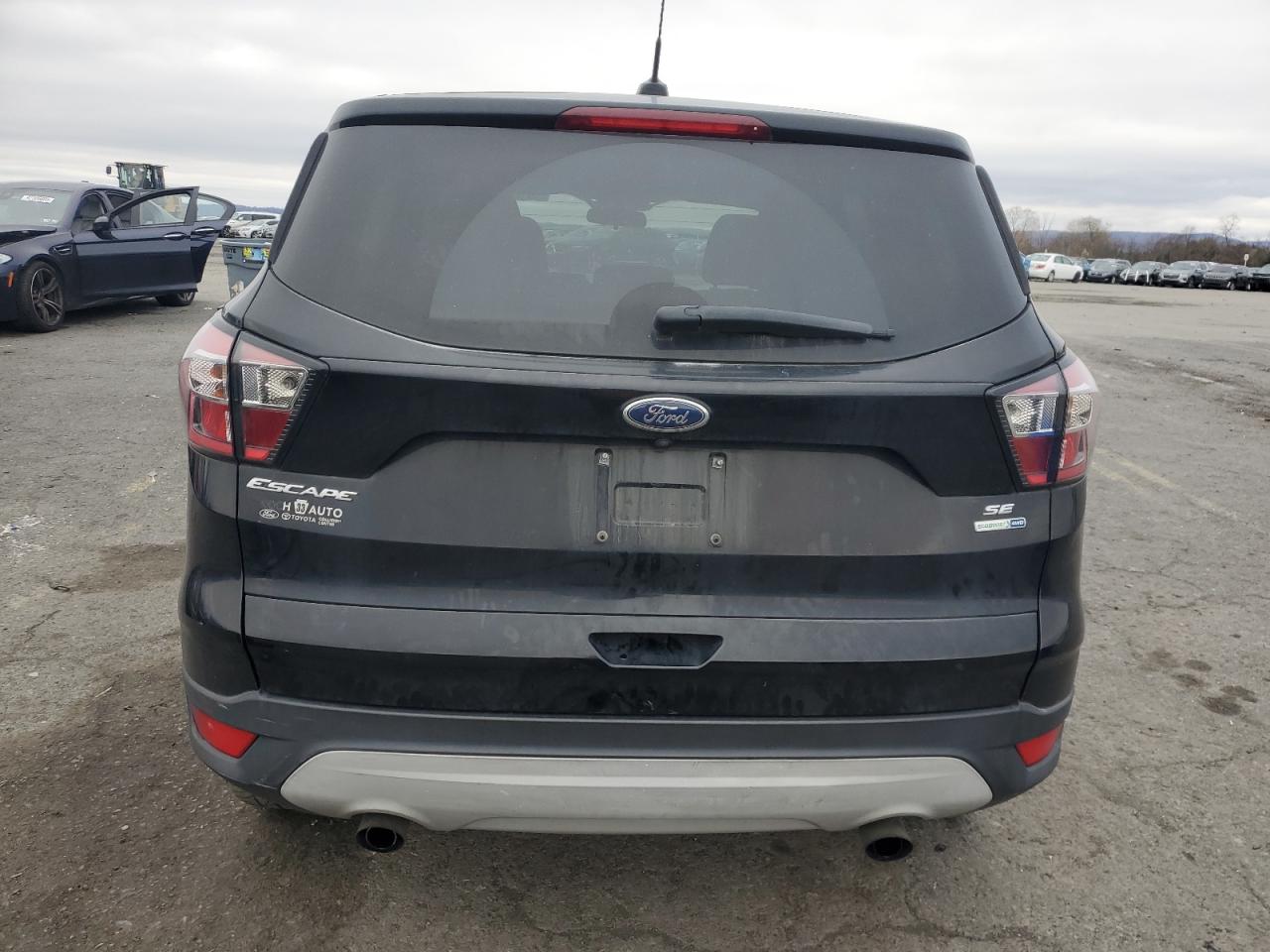2017 Ford Escape Se VIN: 1FMCU9GD6HUC92445 Lot: 92545545