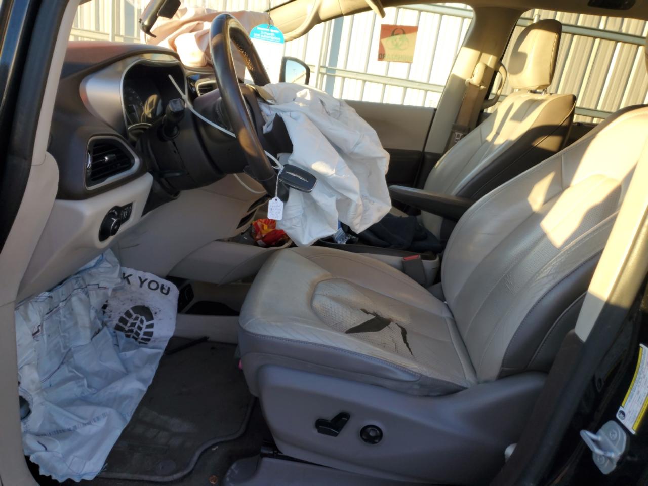 2018 Chrysler Pacifica Touring L VIN: 2C4RC1BG2JR142601 Lot: 91819665