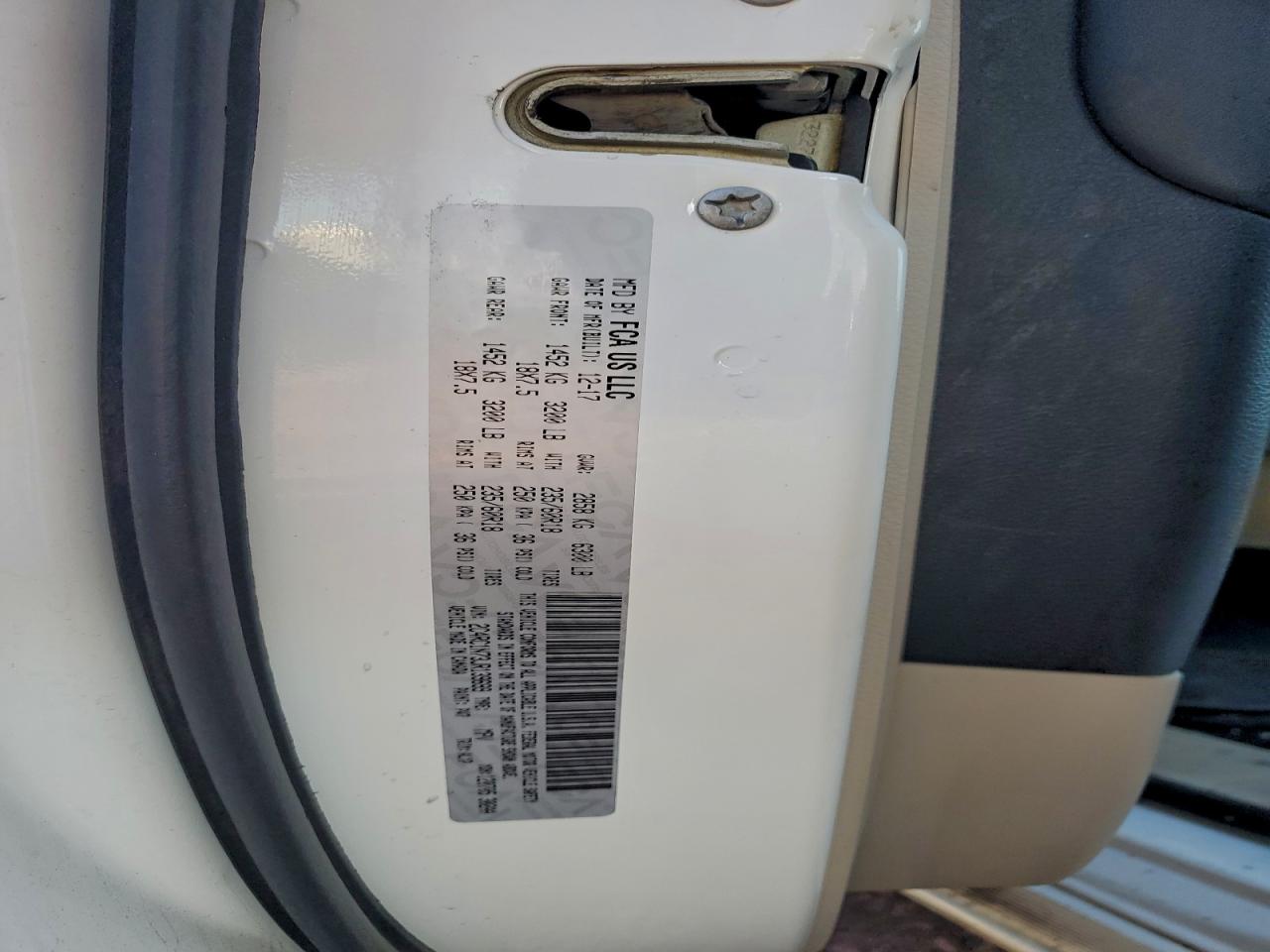 2018 Chrysler Pacifica Hybrid Limited VIN: 2C4RC1N73JR139699 Lot: 94356275