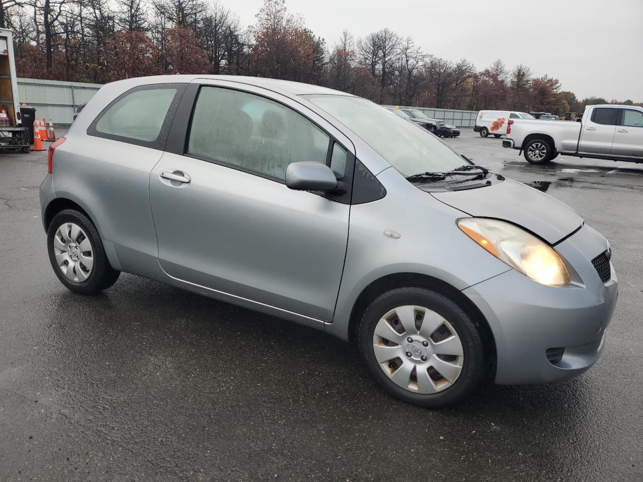 2007 Toyota Yaris VIN: JTDJT923975091502 Lot: 92107685