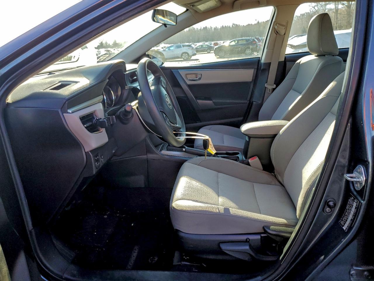 2015 Toyota Corolla L VIN: 2T1BURHE2FC435683 Lot: 93453495