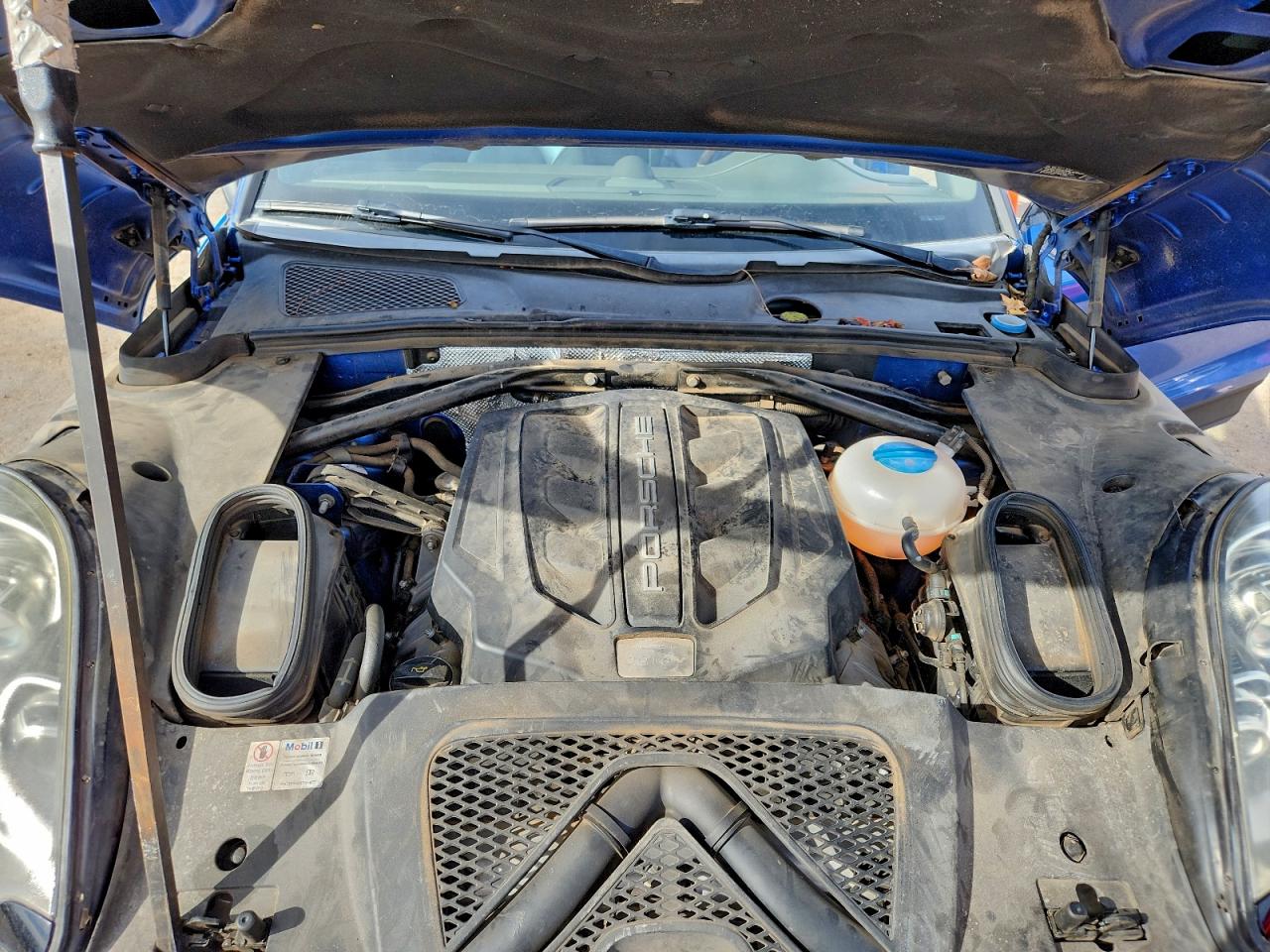 2015 Porsche Macan S VIN: WP1AB2A50FLB65699 Lot: 94522265