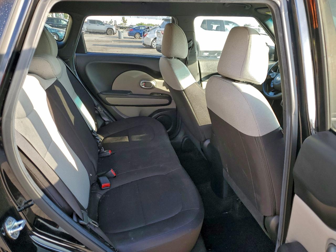 2018 Kia Soul VIN: KNDJN2A20J7505594 Lot: 94044835