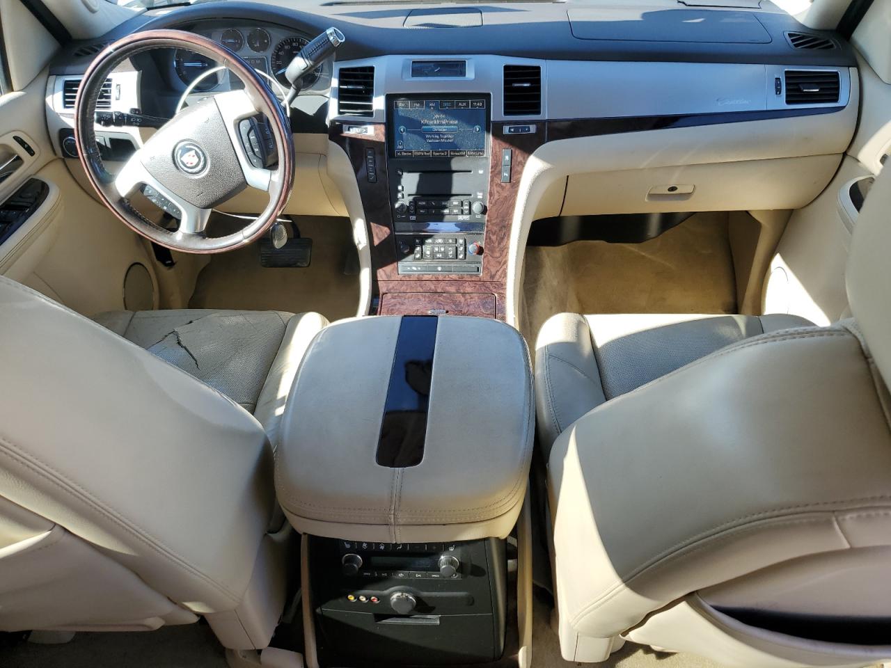 2007 Cadillac Escalade Luxury VIN: 1GYFK63837R268095 Lot: 93082105