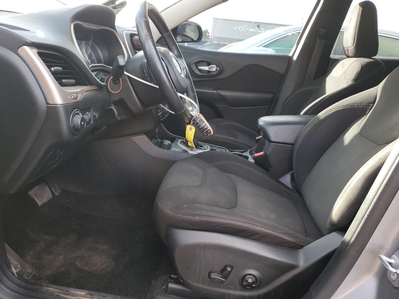 2015 Jeep Cherokee Latitude VIN: 1C4PJMCSXFW793197 Lot: 91765805