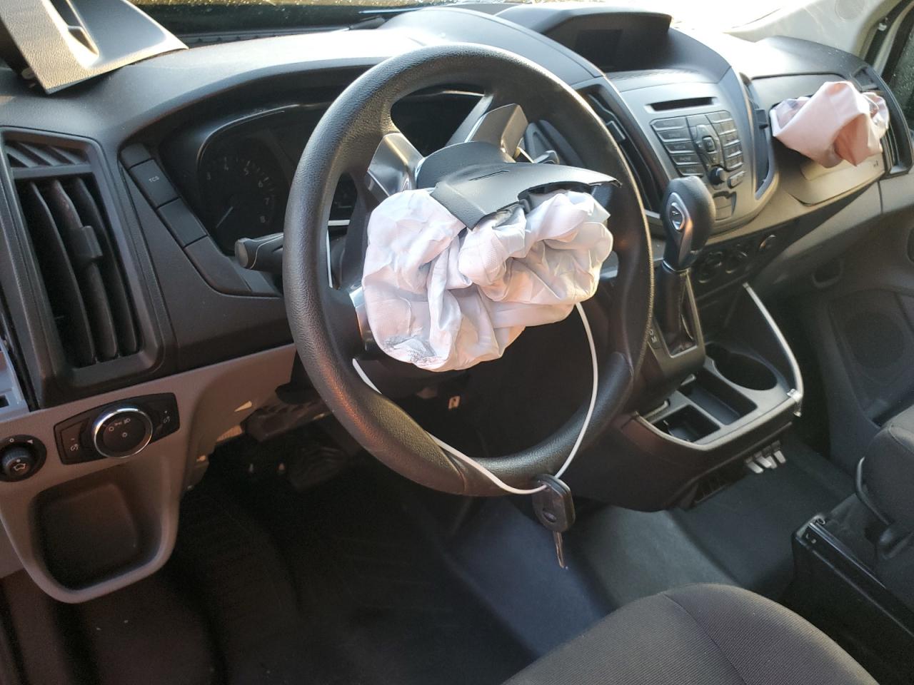 2018 Ford Transit 150 VIN: 1FTYE1YM6JKA07171 Lot: 91193665