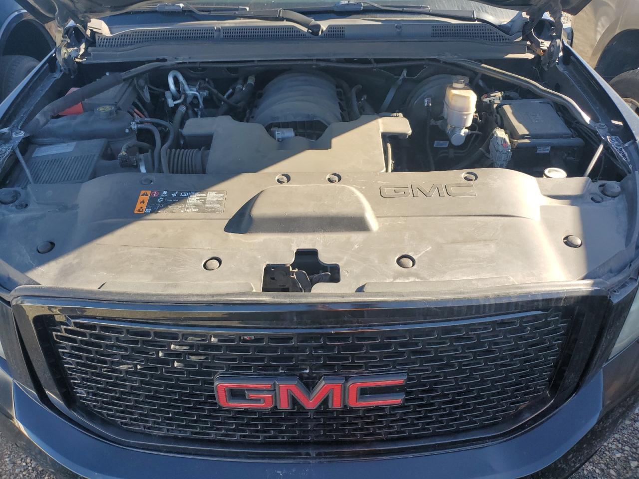 2019 GMC Yukon Xl C1500 Slt VIN: 1GKS1GKC0KR407471 Lot: 92951305