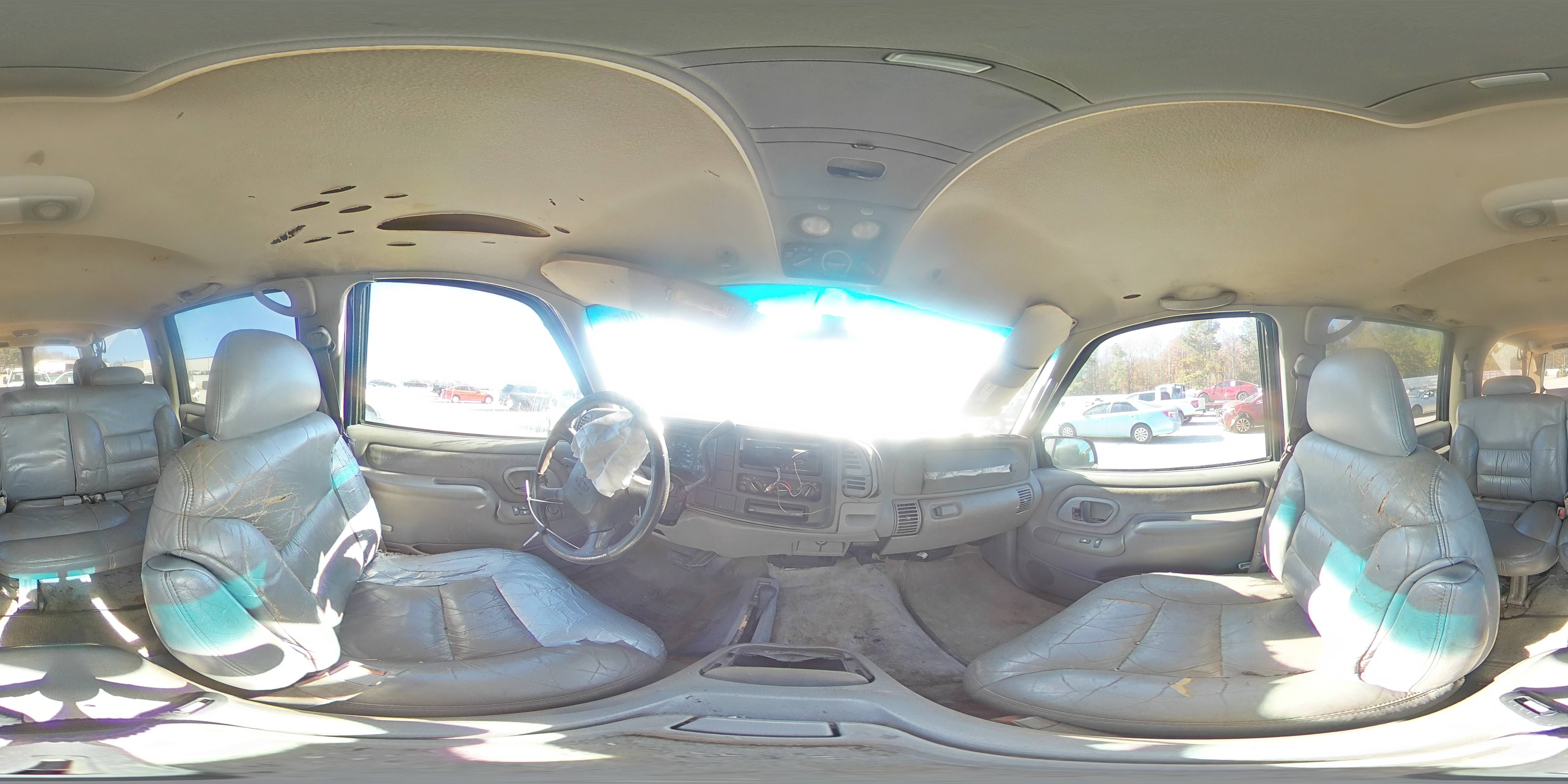 1999 Chevrolet Suburban K1500 VIN: 1GNFK16R7XJ371572 Lot: 92883985