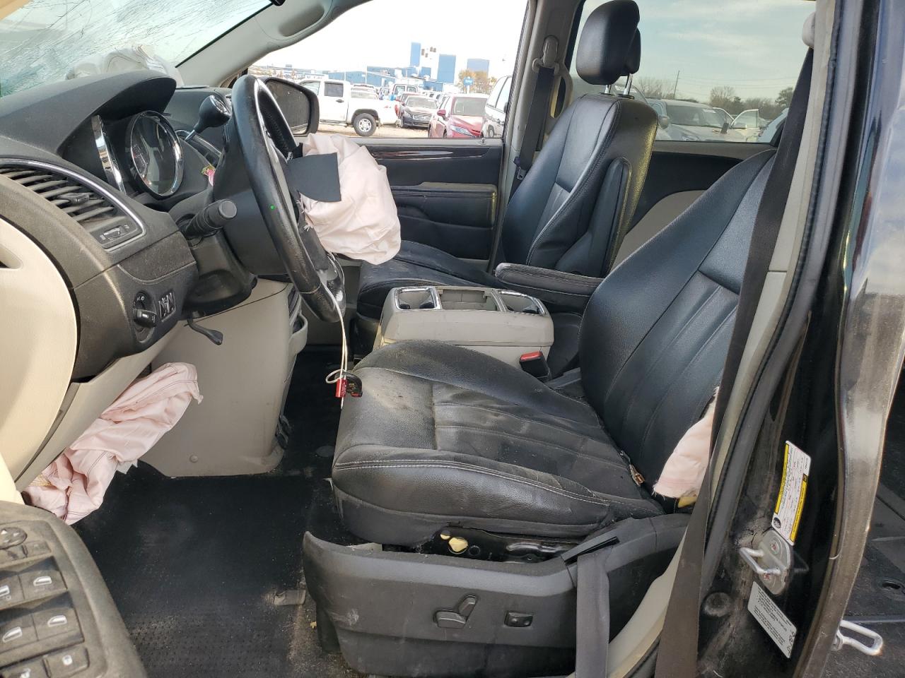 2015 Chrysler Town & Country Touring VIN: 2C4RC1BG3FR544778 Lot: 91841525