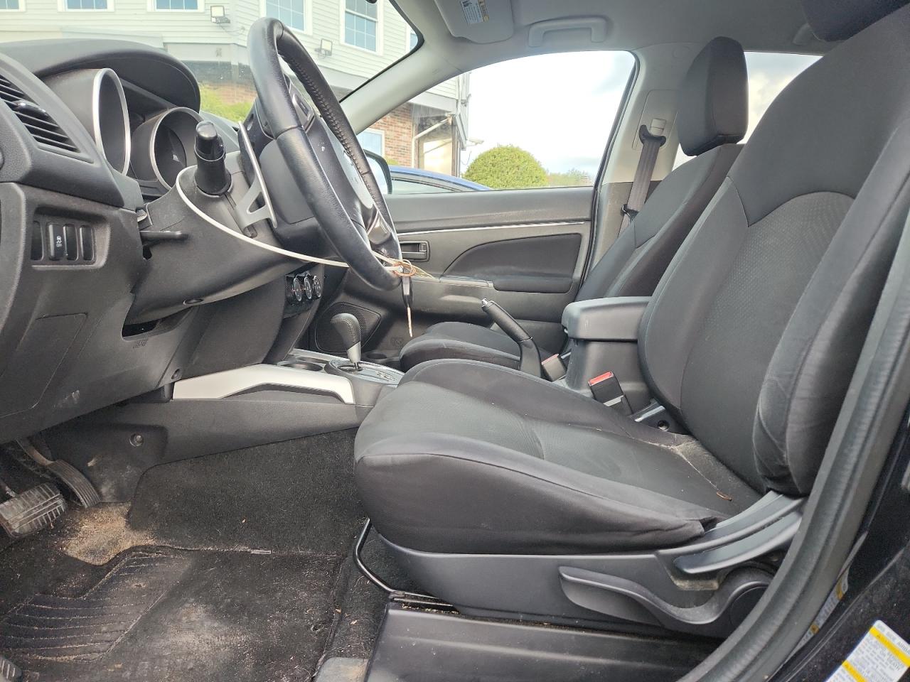 2013 Mitsubishi Outlander Sport Es VIN: 4A4AR3AUXDE012641 Lot: 92352825