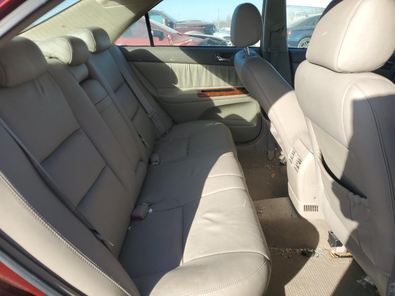 2005 Toyota Camry Le VIN: 4T1BF32K35U084043 Lot: 93120355